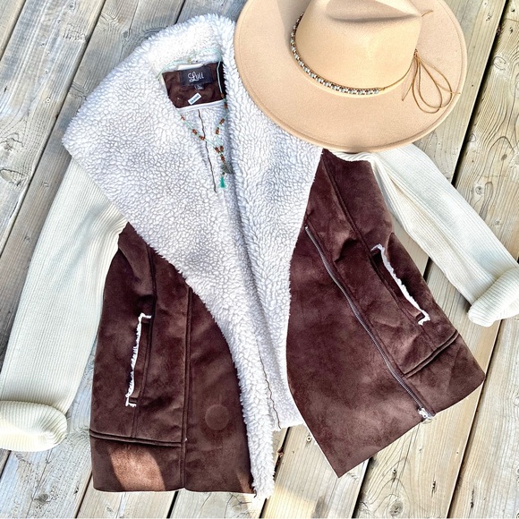 Teddy/Sherpa Moto fall jacket w vegan suede leathen & western/boho/country vibe - Picture 6 of 16
